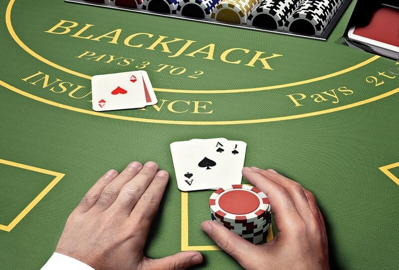 Chia sẻ kinh nghiệm chơi bài xì dách từ cao thủ V9BET