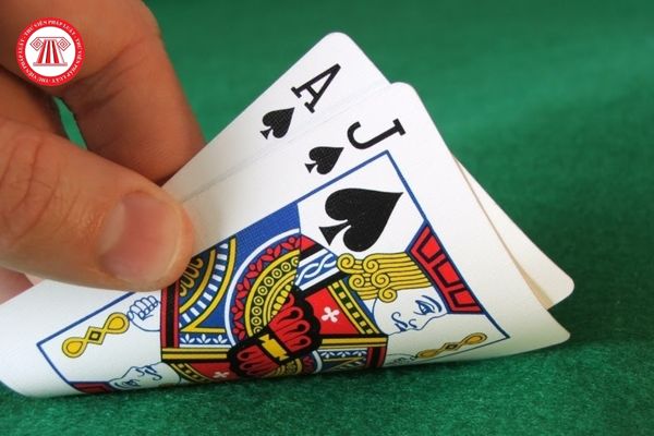 Có 2 giai đoạn khi chơi mà người chơi cần biết khi chơi xì dách